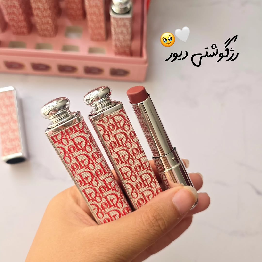 رژلب جامد دیور Dior با بافت مخملی و رایحه شکلاتی